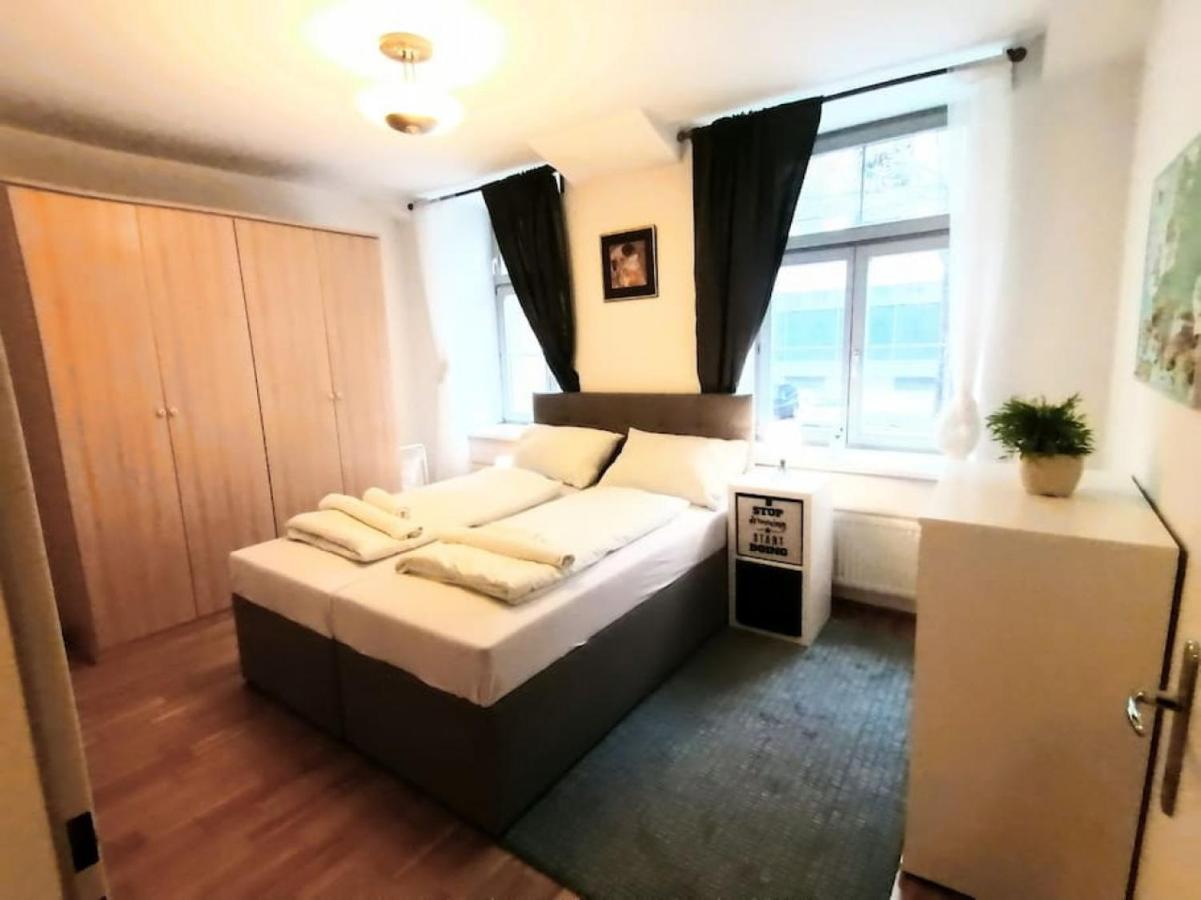 Nd Exquisites Wundervolles Ruhiges Terrassenapartment Mit Garage Βιέννη Εξωτερικό φωτογραφία