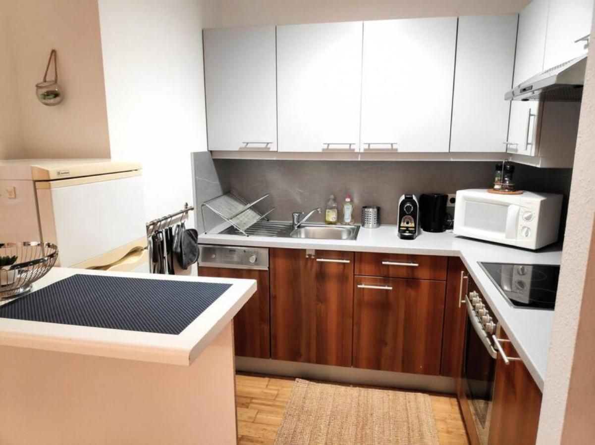 Nd Exquisites Wundervolles Ruhiges Terrassenapartment Mit Garage Βιέννη Εξωτερικό φωτογραφία