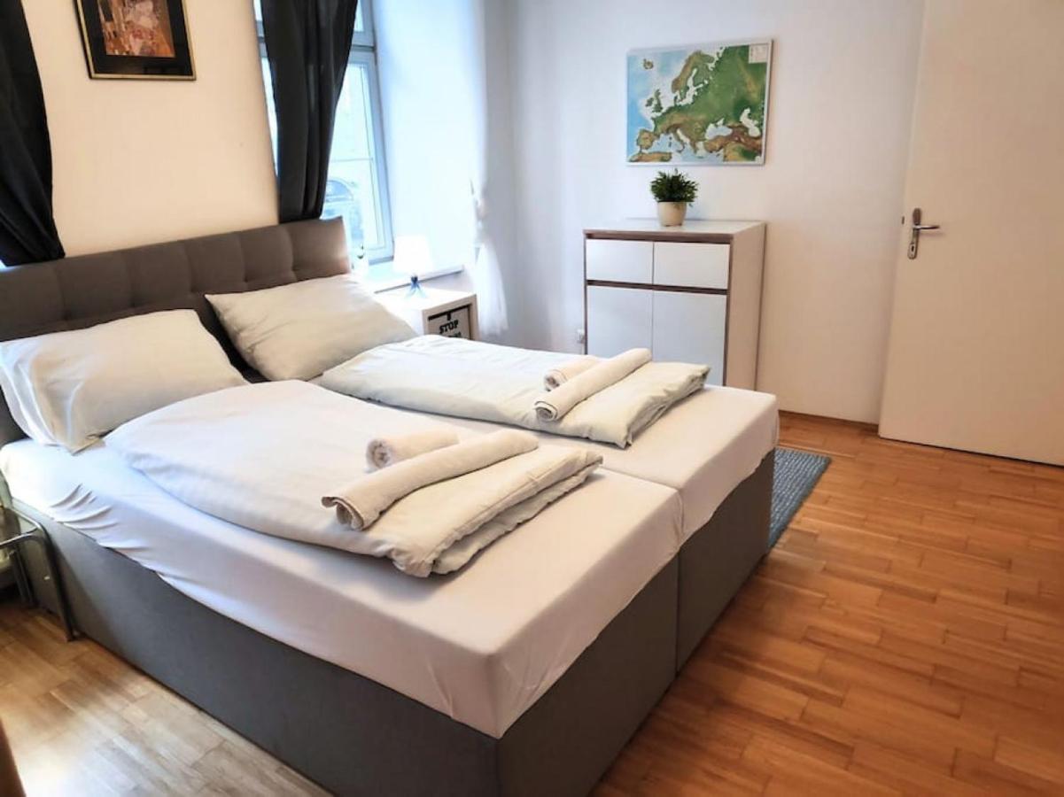 Nd Exquisites Wundervolles Ruhiges Terrassenapartment Mit Garage Βιέννη Εξωτερικό φωτογραφία