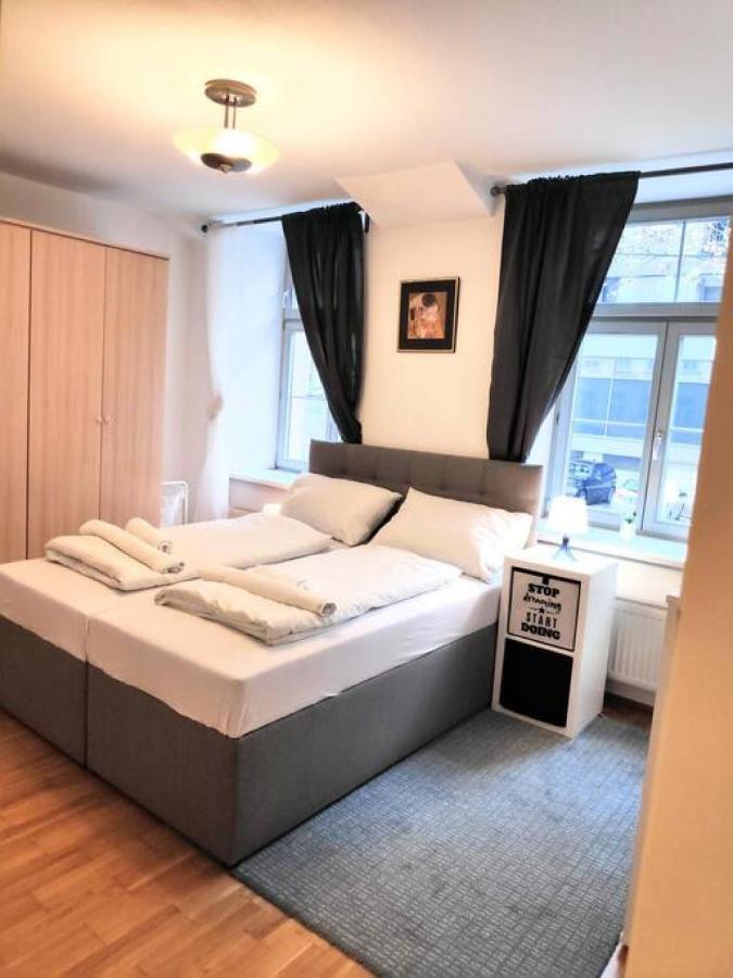 Nd Exquisites Wundervolles Ruhiges Terrassenapartment Mit Garage Βιέννη Εξωτερικό φωτογραφία